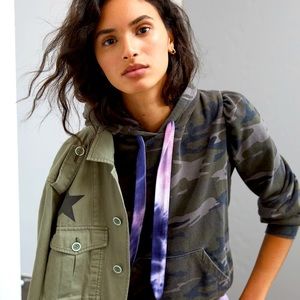Anthropologie t.la Camo Sweatshirt